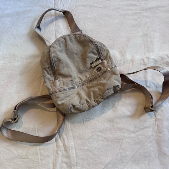 Lululemon Adventurer‎ Backpack Micro - Picture 2 of 6